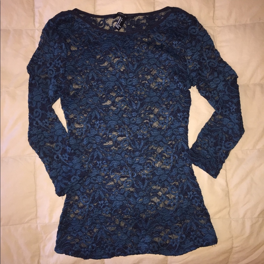 ~SOLD~ NWOT forever21 forest green lace top, S